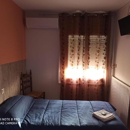 Hostal Galicia Figueras Exterior foto